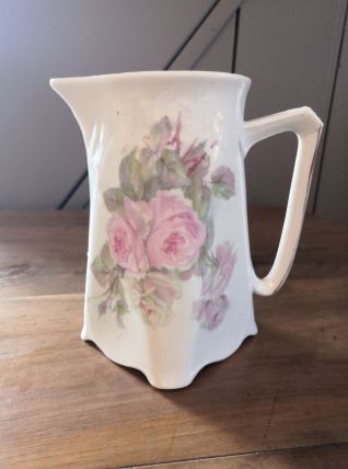 Pichet romantique vintage
