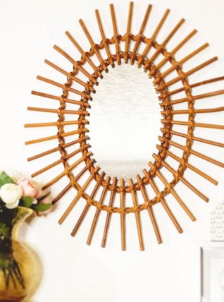 Miroir soleil oval en rotin années 60