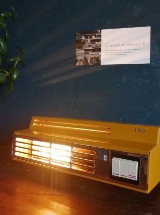 Lampe vintage industrielle métal chauffage "Jaune Frisquet"