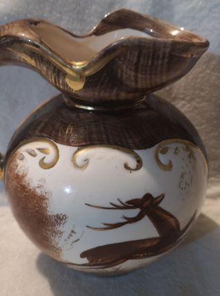 POT en Céramique décor chasse biche 