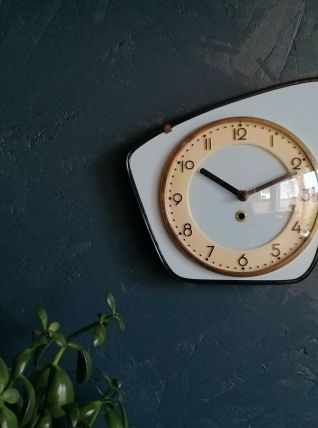 Horloge formica vintage pendule silencieuse asymétrique Bleu