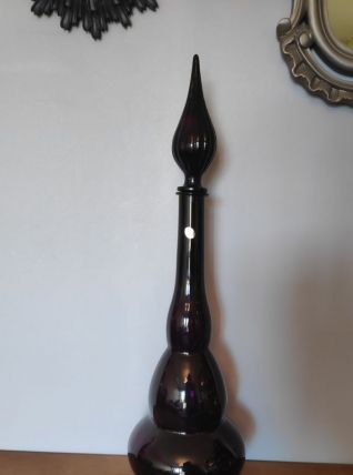 carafe violet foncé avec bouchon flamme