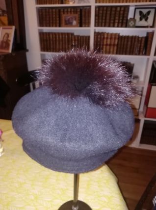 Chapeau laine à pompon 