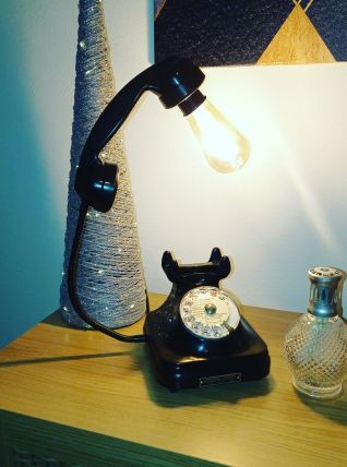 Lampe téléphone vintage ou Rétro CGCT en bakélite noire 1953