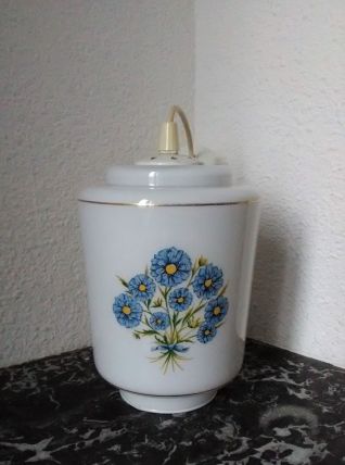 Jolie suspension en opaline (fleurs bleues) 