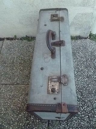valise  en carton , ancienne , vintage