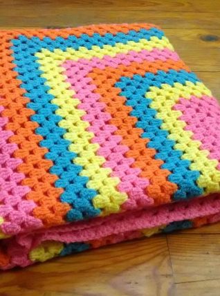 Couverture en laine en crochet - Années 70