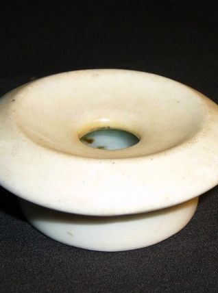 rare et grand encrier en porcelaine de bureau