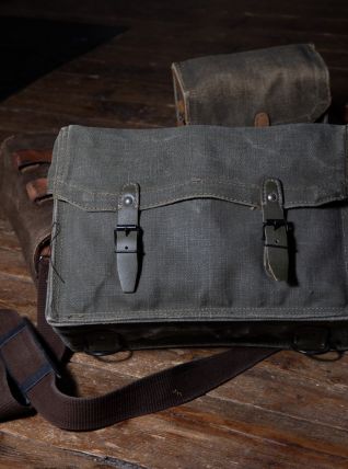 Ancienne besace militaire-Sac photo.