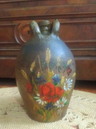 Ancienne cruche en terre cuite à deux anses (décor fleuri)