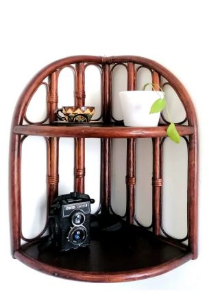 Etagère d'angle en rotin,  1970 