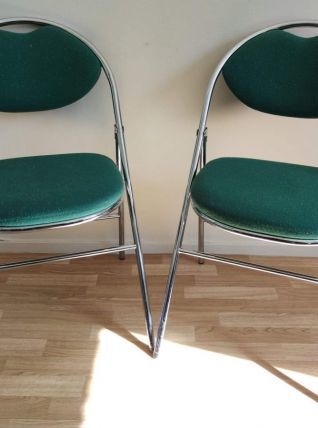 chaises pliantes métal chromé et tissu vert chiné