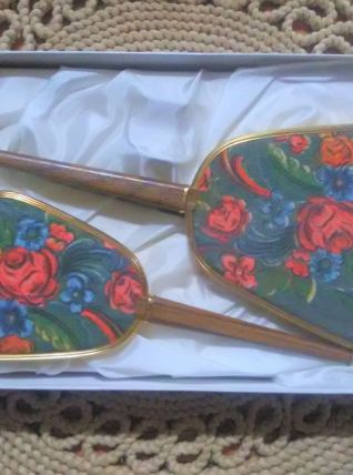 Charmant coffret miroir à main et brosse (Angleterre)