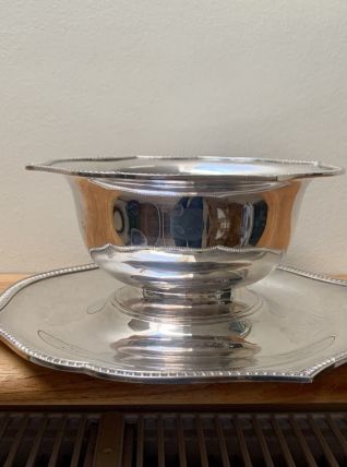 Saucière et petit plat assorti en métal argenté