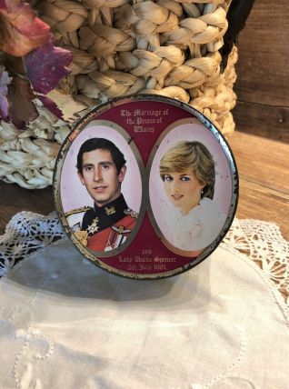 Boîte Métallique - Mariage Prince Charles &amp; Lady Diana 1981