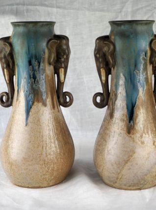 Impressionnante paire de vase à anses éléphantines - Denbac 