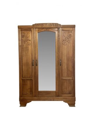 Armoire