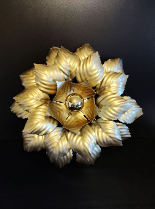 applique murale feuilles dorée 3 corolles