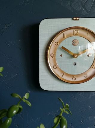 Horloge formica vintage pendule silencieuse "SMI vert doré"
