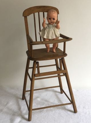 Chaise haute de poupée, jouet ancien