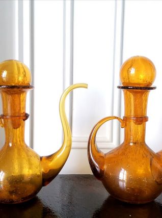 Paire de carafes en verre Biot 