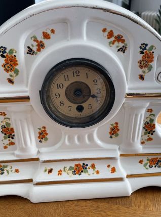 Horloge de cheminée porcelaine
