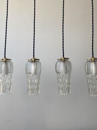 LOT 4  ANCIENNES SUSPENSIONS EN VERRE VINTAGE