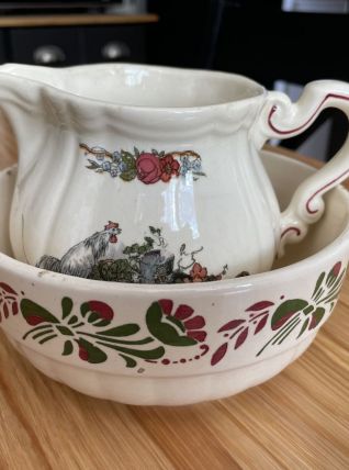 Petit broc et cuvette faïence