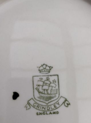 Soupière, légumier Grindley england