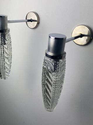 PAIRE D’APPLIQUES EN VERRE MOULÉ VINTAGE