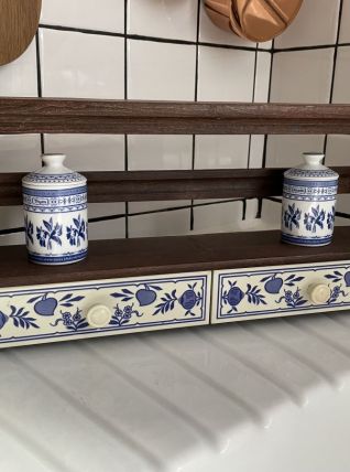 Etagère porte épices rétro