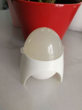 Salière Degalicia en forme d'œuf 