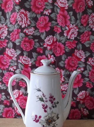 Cafetiere  décor floral  porcelaine Lourioux Foecy, 1930