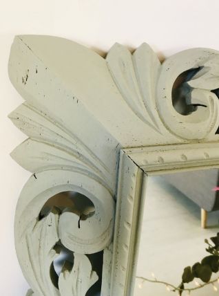 Grand miroir en bois sculpté