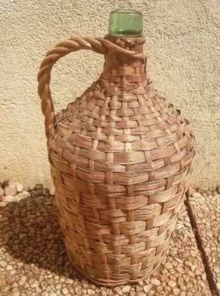 dame jeanne  recouverte  d'osier , vintage