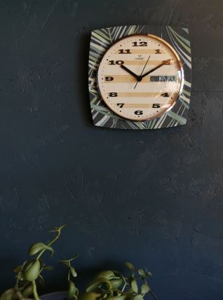 Horloge vintage pendule murale silencieuse carrée "Romatic"