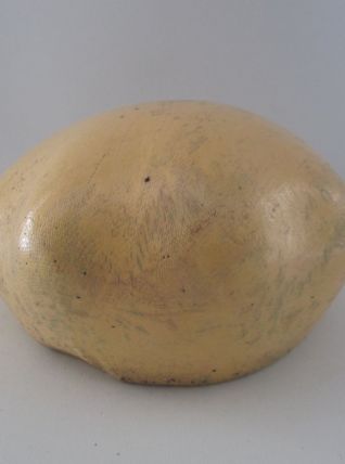 Forme de chapeau en bois pressé avec surface et fibre textil