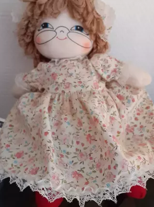 Poupée musical Dolmax. 