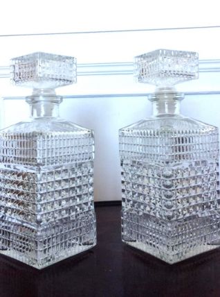 Paire de carafes à whisky taille diamant vintage 