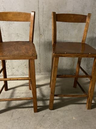 Paire de chaises d’ouvrières