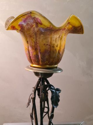 lampe  fer forgé 1920 a 30 tres belle patine  et tulipe  pei