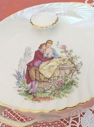 Soupière Watteau porcelaine K&amp;G Lunéville