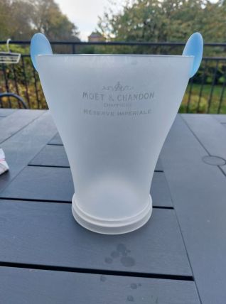 SEAU A CHAMPAGNE MOET ET CHANDON RESERVE IMPERIALE VINTAGE