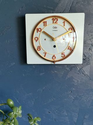 Horloge formica vintage pendule murale silencieuse Odo vert
