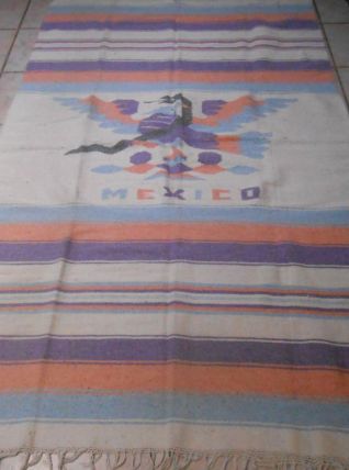 Original  tapis Mexicain aux couleurs pastel