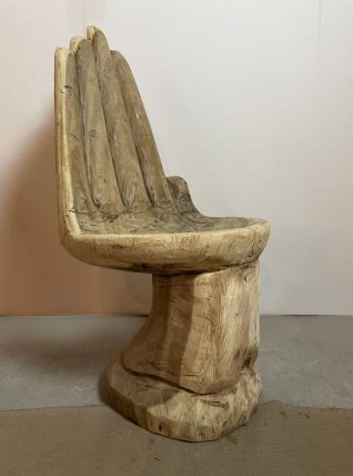 CHAISE EN FORME DE MAIN