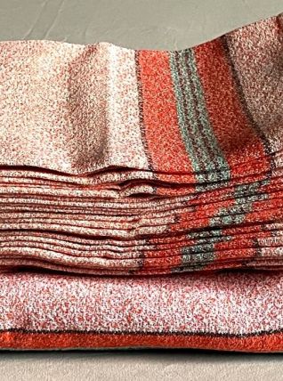 Nappe et 12 serviettes neuves en coton contours ajourés