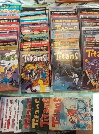 COMICS TITANS 1976-1986 - 136 Livres dont 90 qui se suivent