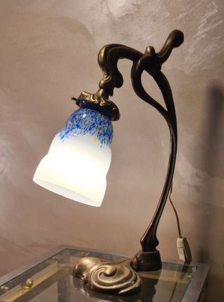 grande lampe bronze art nouveau  non signé,39x24,,,bon etat 