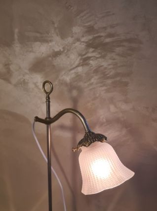 lampe 1900  belle patine bien dans son jus,  tulipe opaque m